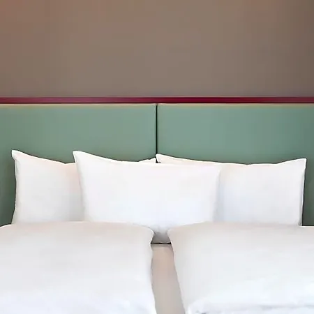 Ibis Styles 3*